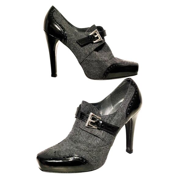 Stuart Weitzman Heeled Oxford Ankle Booties Side Buckle Gray Black Womens Size 7 - Picture 1 of 6
